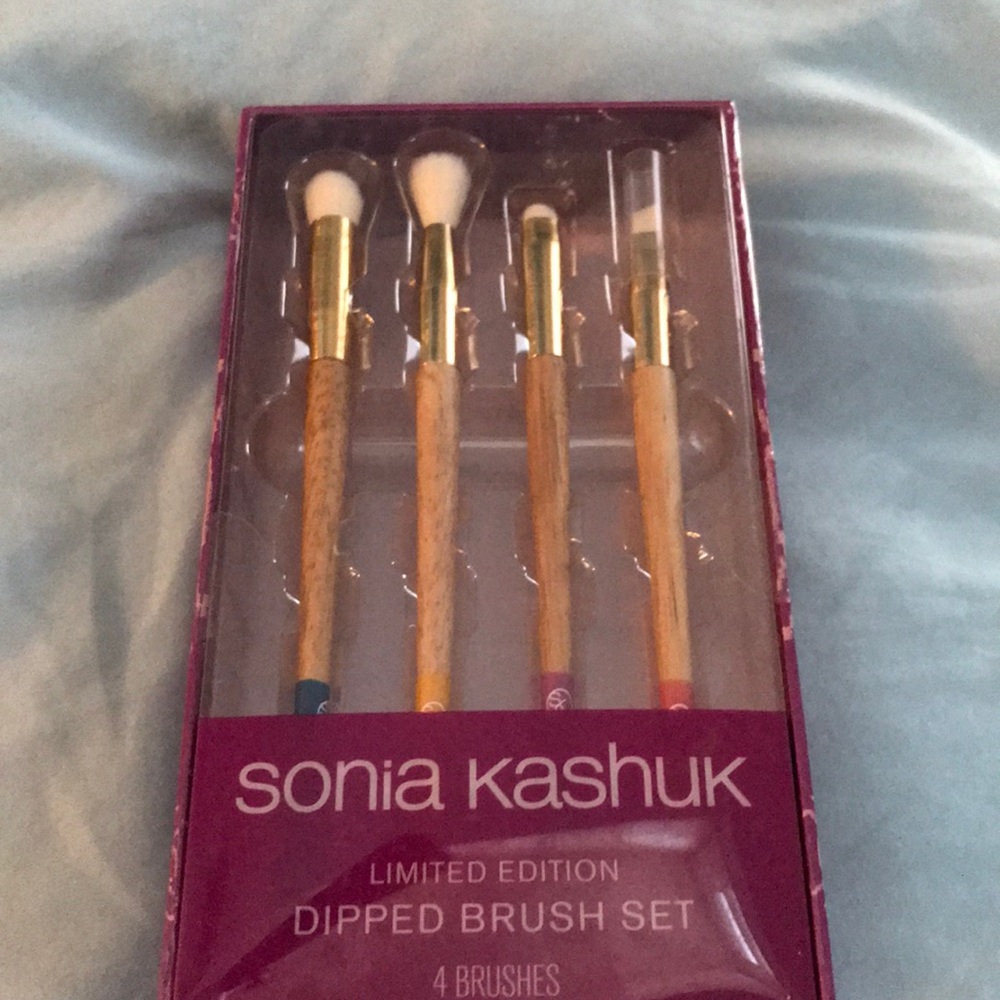 New Sonia Kashuk limited edition eye brush set